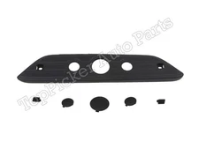 TO1190102 52591-04010 For Tacoma Rear Step Bumper Center Lower Pad