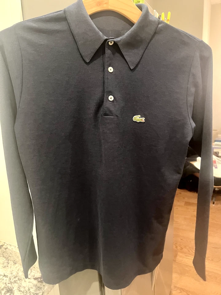 Camisa polo vintage Izod Lacoste para hombre pequeña manga larga color azul marino Foto 3 de 4