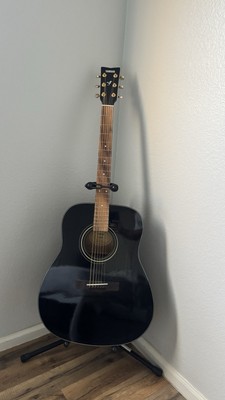 Yahama F335 Acoustic Guitar Black