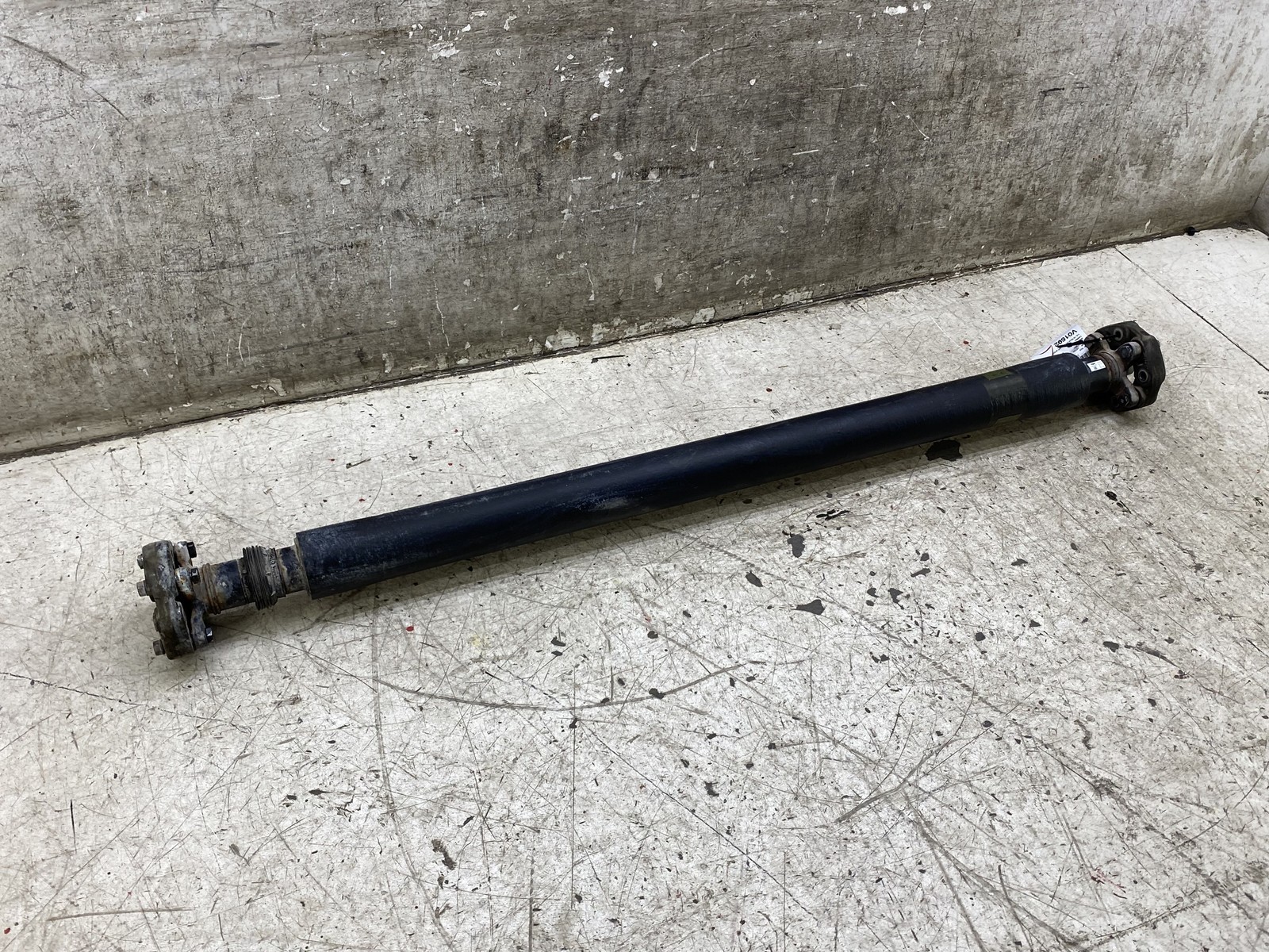 2020-2024 ASTON MARTIN DBX OEM 4.0L V8 REAR DRIVE SHAFT MY83-4602-BA