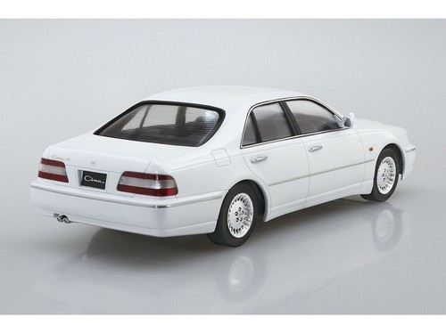 Aoshima - Nissan Y33 Cima '96 1/24 06519 - Bild 3 von 8