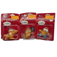 LOT OF 3 VINTAGE DAKIN GARFIELD FUN FARM PVC FIGURES NEW ON CARD GOLF TENNIS