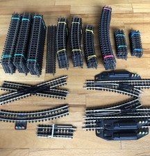 Trix Express Gleise, Modellbau-Gleise, neuere Variante auf Kunststoffschwellen 