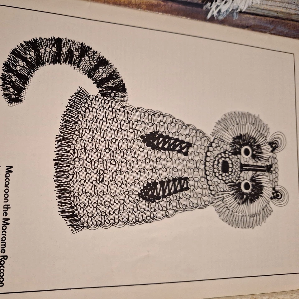 Vintage Macrame Animal Art Pattern Booklet vol 11 - Image 2 of 4