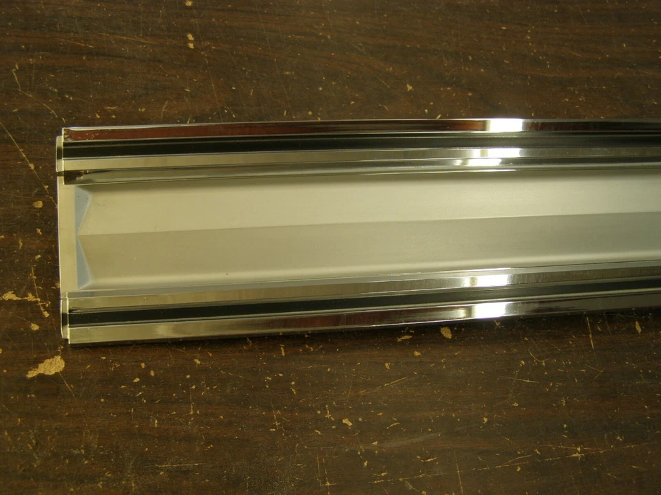 NOS OEM 1965 Buick Special Tail Panel Moulding Ornament Trim Emblem Sedan Conv. - Image 2 of 4