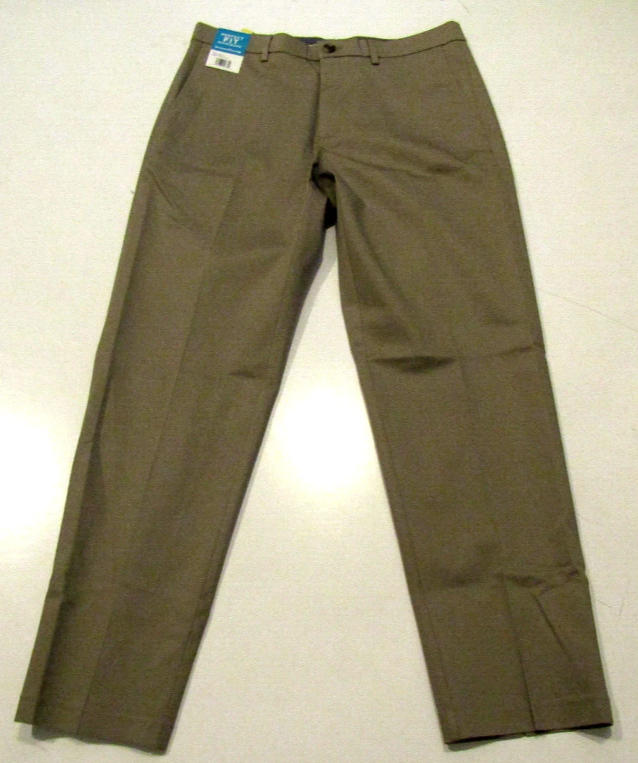 NWT Mens HAGGAR Medium Khaki Straight Fit Perfect Fit Waistband Pants 32 W 32 L
