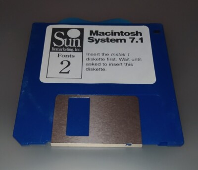 Apple Macintosh System 7.1 Fonts 2 800K Diskette original Sun Remarketing Inc.