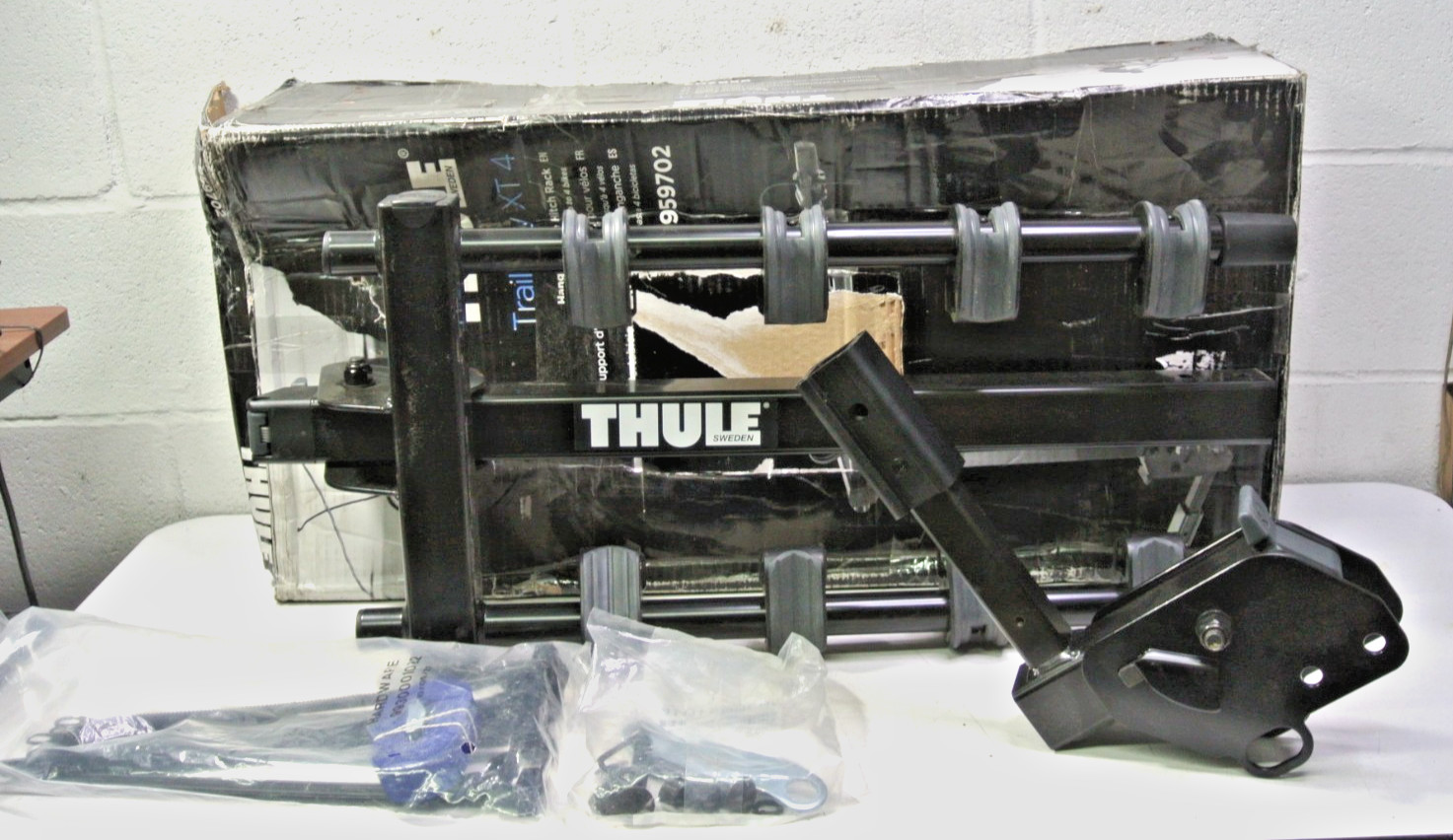 Thule 959702 Trailway XT 4 Hitch Mount 4 Bike Rack