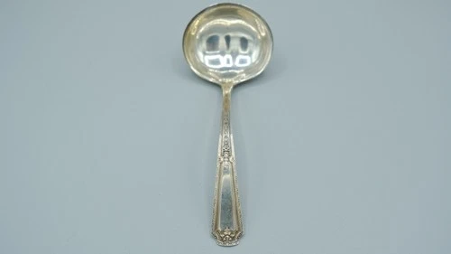 Louis XIV by Towle Solid Gravy Ladle 6 3/8 Sterling Silver No Monogram