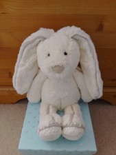 Jellycat. Medium Cream Piper Bunny. Retired. No Tags. Lovely Condition.