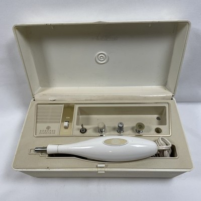 Vintage General Electric GE Manicure Set With Accessories Model MS-1 Works