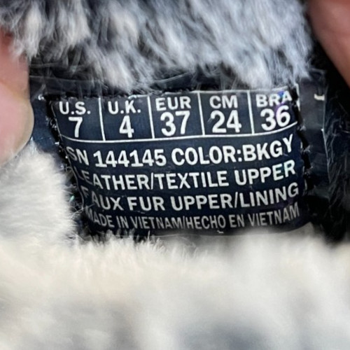 Skechers On-The-Go Glacial Ultra Womens Size 7 Black Winter Casual Ankle Boots