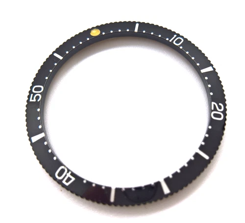 RARE VINTAGE UNIVERSAL GENEVE POLEROUTER SUB - SPACE COMPAX BEZEL