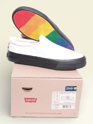 Levi s Sneaker Slipper Canvas weiß Größe 36 neu