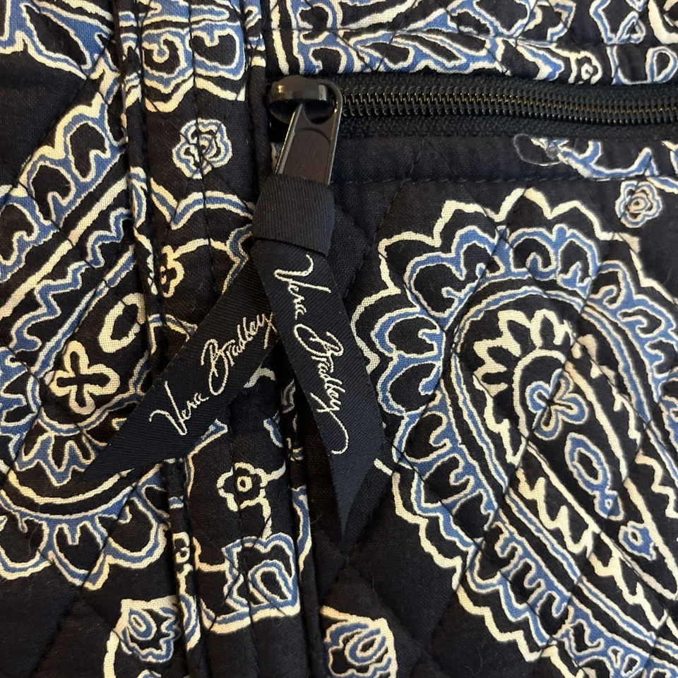 BOLSO DE MANO VERA BRADLEY ICÓNICO GRAND SNOW LOTUS NEGRO AZUL BLANCO GRANDE NUEVO SIN ETIQUETAS Foto 2 de 4