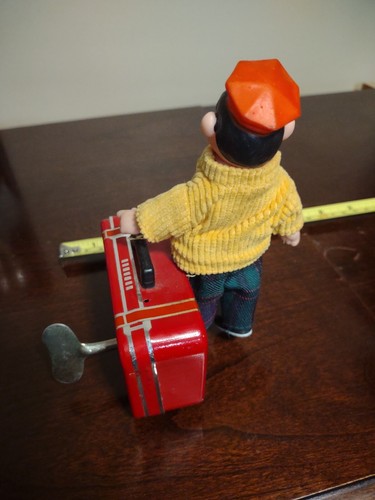 Vintage Tin BellBoy Wind Up Toy W/Suitcase and Wing Key - Picture 3 of 8