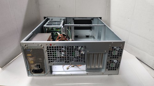 4U rackmount case/chassis with 700watts power & Hotswap!!! - Picture 6 of 7