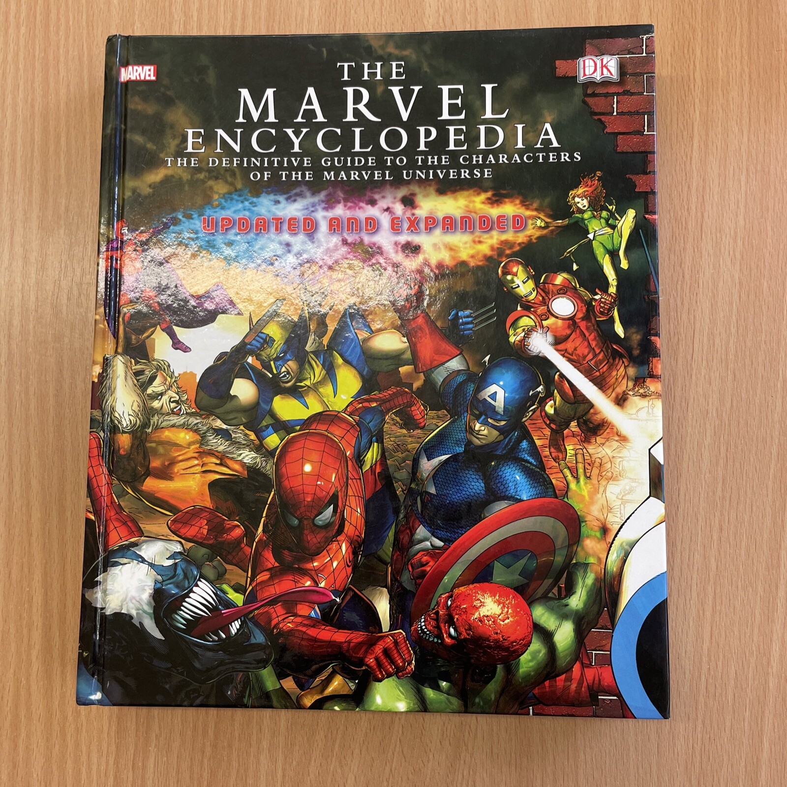The Marvel Encyclopedia 2012 Updated & Expanded Universe Hardback DK Books