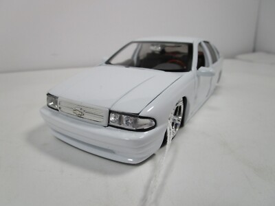 DAB CITY 1／24 CHEVY IMPALA JADA DUB CITY CUSTOMS 1996 CHEVY IMPALA SS 1:24 COPPER ORANGE | eBay