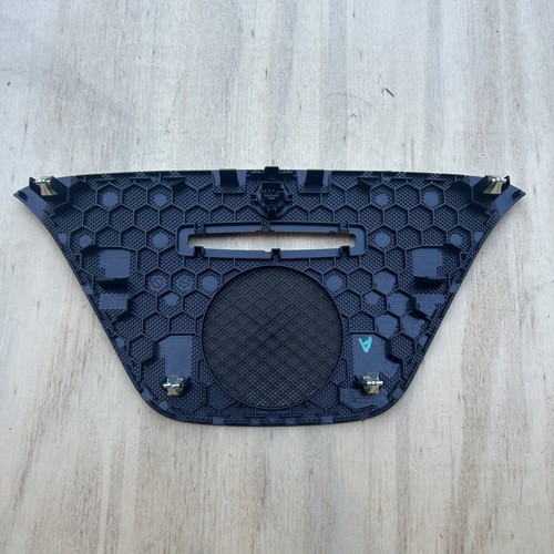 Genuine Mercedes OEM instrument panel top centre cover speaker A1766800507 - Picture 22 of 24