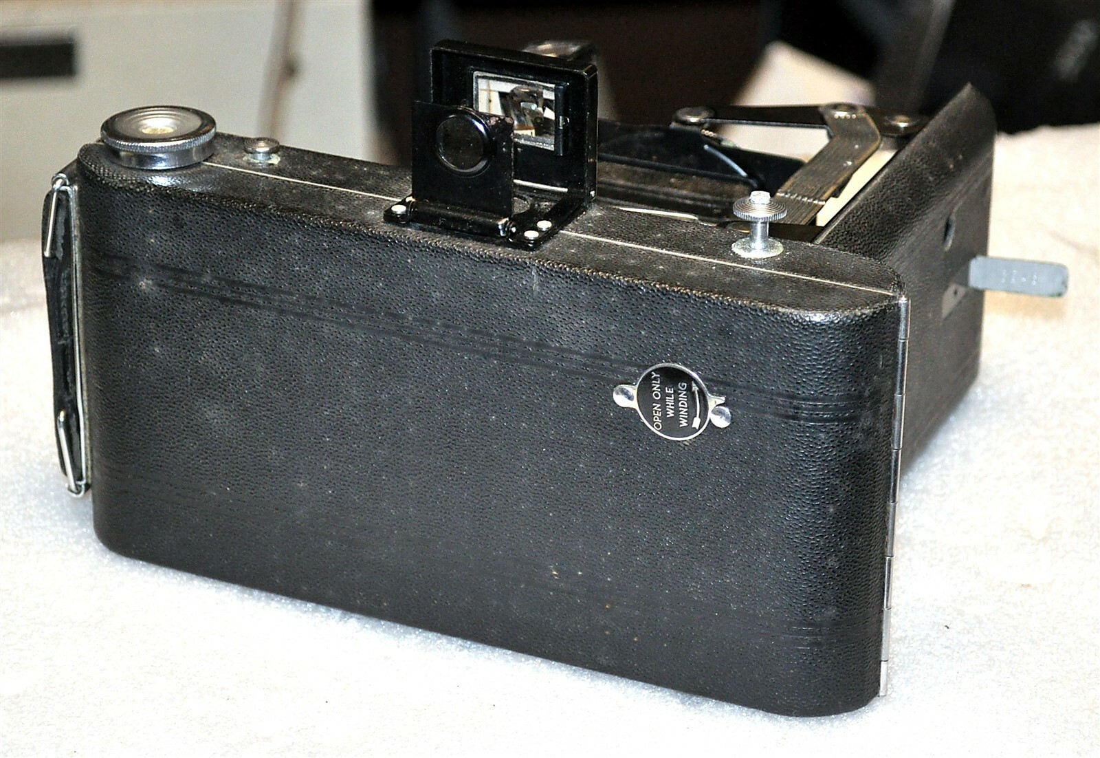 EASTMAN KODAK VIGILANT SIX16 FILM CAMERA VINTAGE NICE FROM COLLECTION