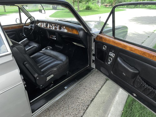 1970 Rolls-Royce FHC by HJ Mulliner PW - Picture 19 of 36