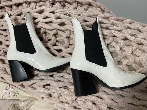 SIREN WHITE PATENT REPTILE Ankle Boots, size 35 - NEW RRP $240.00 - Picture 6 of 10