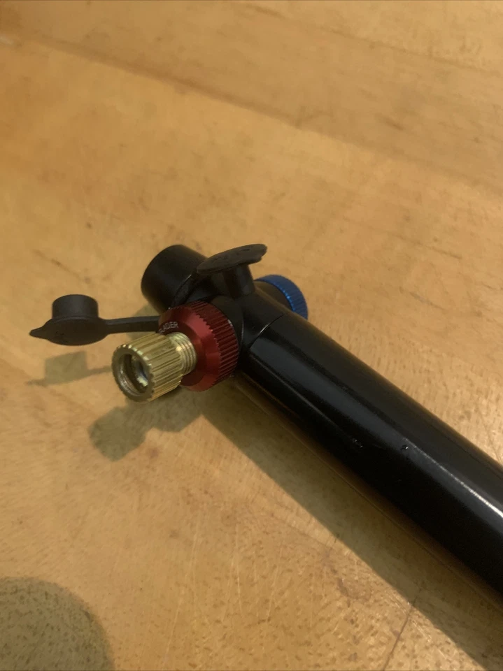 BETO Bicicleta Bicicleta QikFill Supreme Boquilla CO2 Mini Combo Bomba Manual Foto 2 de 2