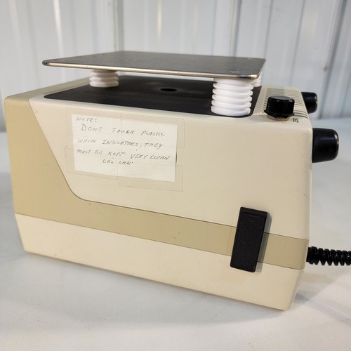 Fails Calibration Monroe Electronics Charged Plate Analyzer 268A-1T +/-6kV - Picture 6 of 7