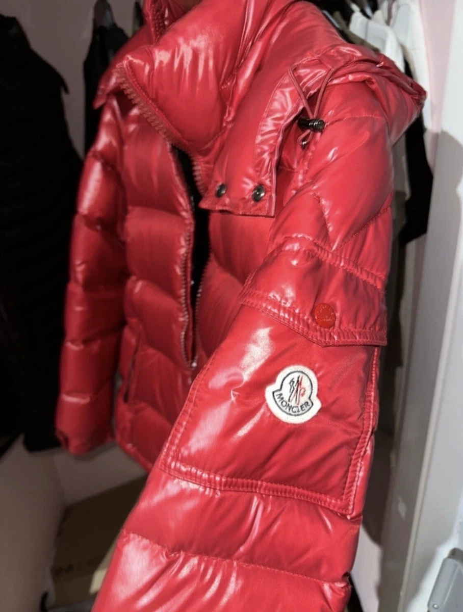 Moncler Maya rouge taille 1 petit