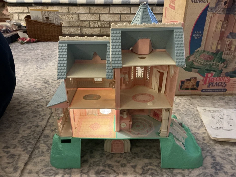 Fisher Price Precious Places Magic Key Mansion Vintage Lights Work With Box - Image 2 of 4