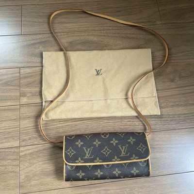 Louis Vuitton Monogram Pochette Shoulder