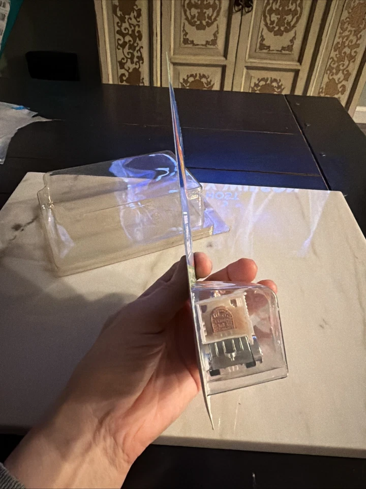 HOT WHEELS TREASURE HUNT - RAIL RODDER #589 1997 WHITE - NEW W PLASTIC CASE - Image 4 of 4