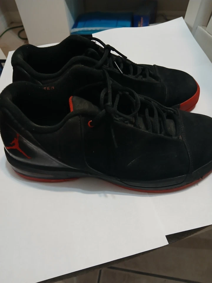 Jordan Team Elite 3 Low 'Bred' 2011 Foto 2 de 4