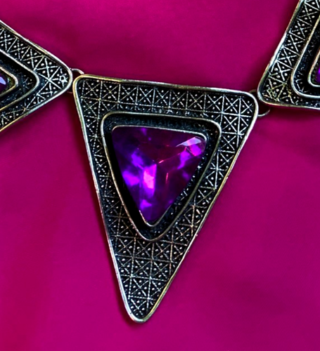Deep Purple Large Triangle Metal Necklace 18" Fashion Statement - Picture 9 of 9