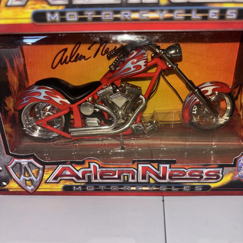 ARLEN NESS IRON LEGENDS 1:18 Scale Die Cast Replica Custom Motorcycle Lot Of 4 - Image 3 of 4