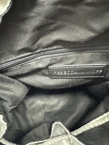 Mochila de nailon Rebecca Minkoff masilla plateada bolsillos medianos con cremallera Nordstrom - Imagen 22 de 24