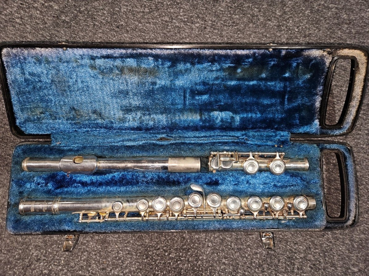 Yamaha YFL-221 Flute, Japan, Very Good Condition 86792865485| eBay