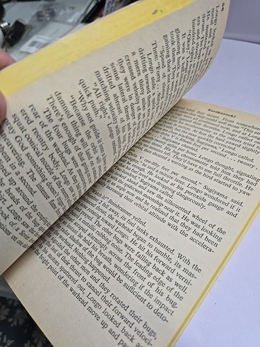 EARTHWRECK!, Thomas Scortia (1974 Fawcett Gold Medal PB) - Picture 4 of 6