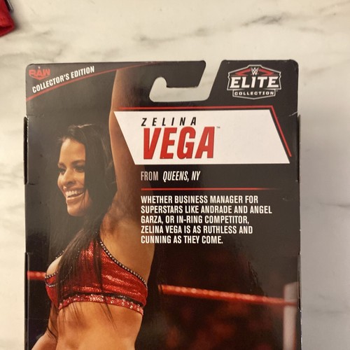 Figura de acción de lucha libre WWE Elite Series 84 Zelina Vega caja dañada - Imagen 3 de 5