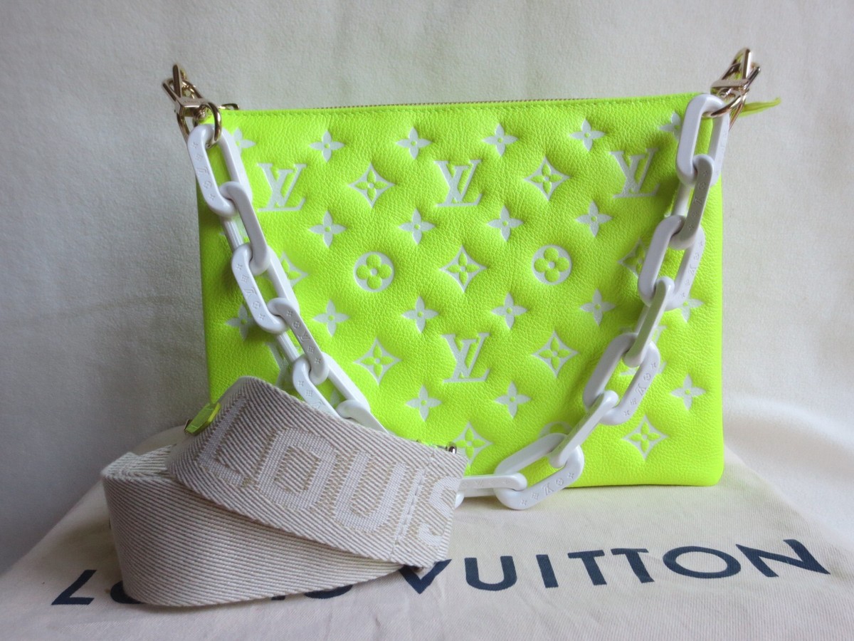 louis vuitton coussin bag colors