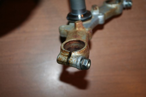 2004 Honda CRF100 Steering Stem Lower Clamp OEM 04 B - Picture 8 of 9