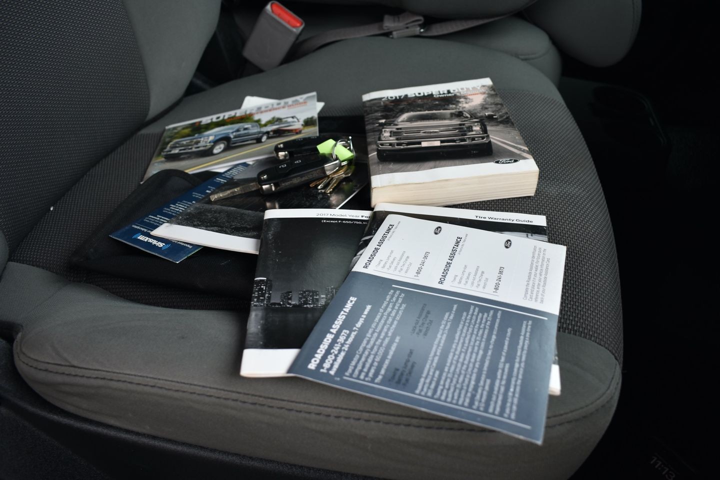 2017 Ford F-350 Super Duty XL thumbnail 23