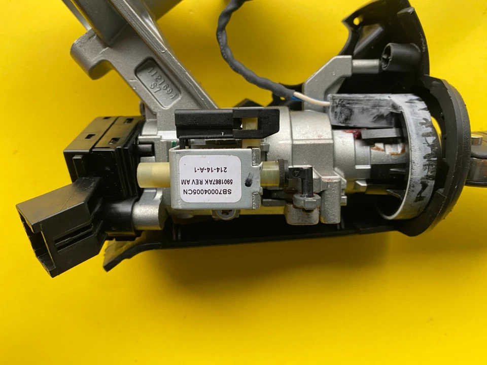 2013-2015 CHEVROLET MALIBU IGNITION SWITCH LOCK W/KEY & IMMOBILIZER OEM 20939745 - Image 4 of 4