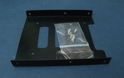 XT-XINTE 2,5'' HDD SSD AUF 3,5'' SCHWARZ METALL EINBAURAHMEN MIT SCHRAUBEN - KAUM BENUTZT