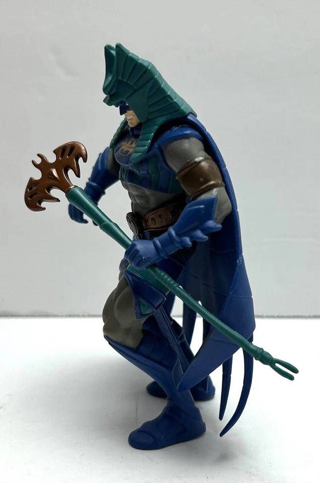 Legends Of Batman Egyptian Batman 1996 Kenner Vtg 5" Action Figure & accessories - Image 4 of 4