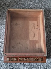 HENRI WINTERMANS CIGAR SHOP WALL-MOUNTED WOODEN AND GLASS DISPLAY CASE