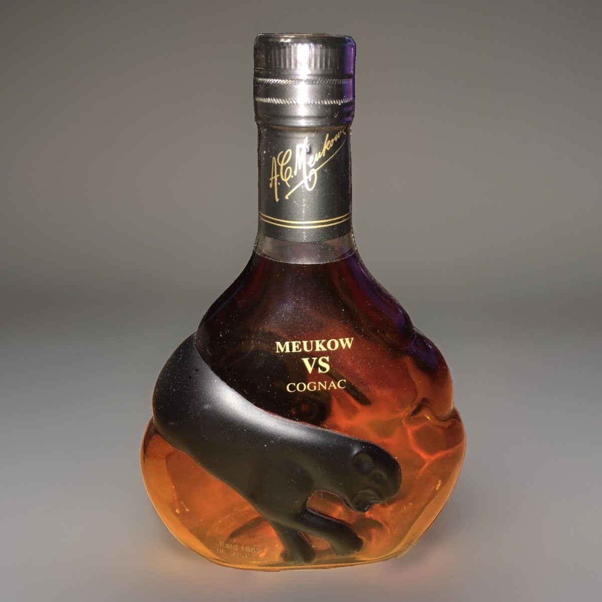 MEUKOW Black Panther Cognac 古酒 SUPER RARE Meukow VS Cognac Bottle Black Panther Tinted Brown