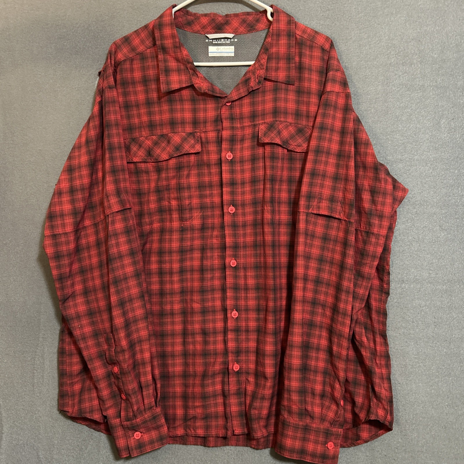 Columbia button up shirt 2XL XXL red plaid omni shade sun protection men’s