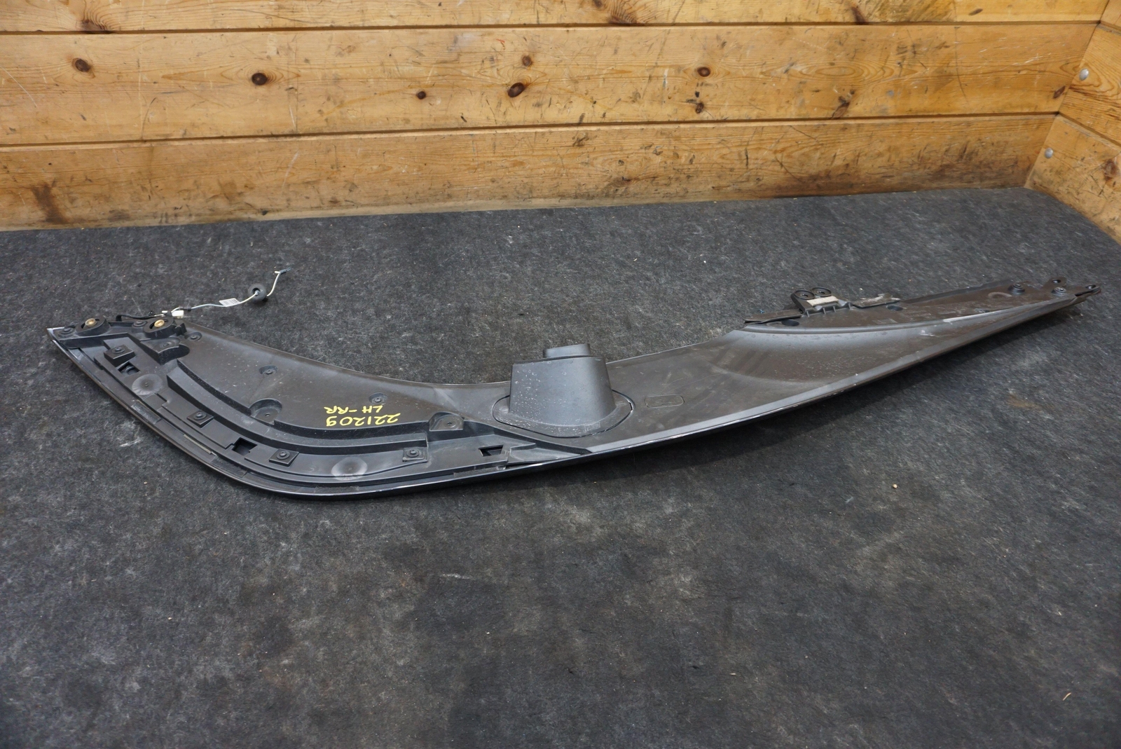 Rear Left Driver Quarter Panel Spoiler Assembly Gray 51627372043 BMW i8 2014-20